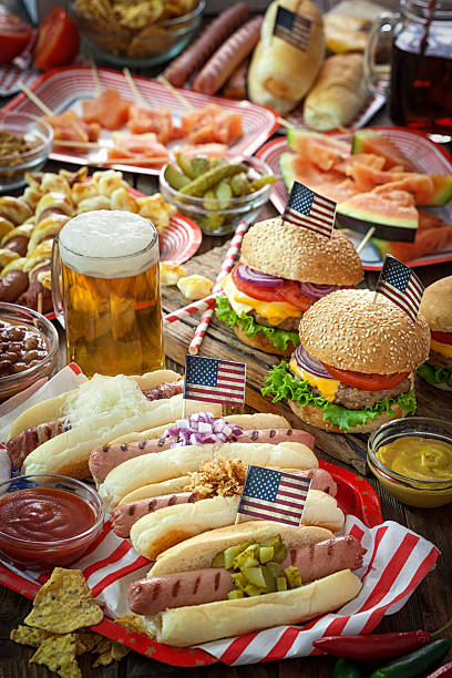istock Independence Day 4th of July - Picnic Table 537319864