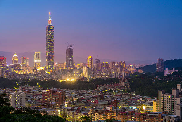 istock Skyline of Taipei city 537335392
