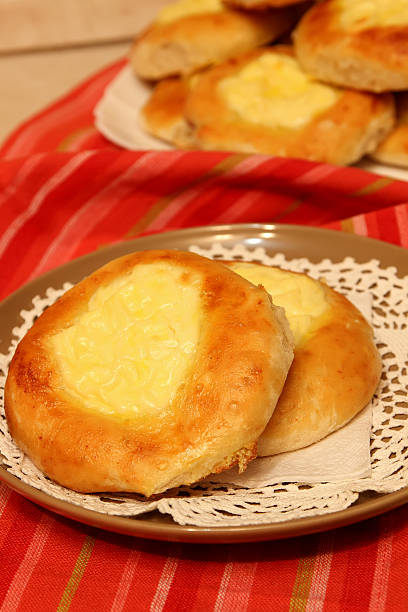 istock Baked cheesecake with cream cheese on a plate. 537350223