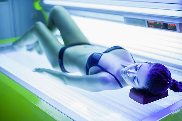istock Sunbathing in beauty salon 537356200