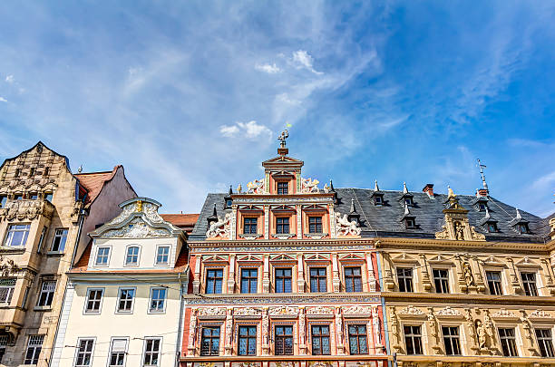 istock Houses in Renaissance architecture style 537365274