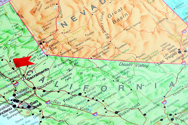 istock Sacramento pinned on a map of USA 537370353