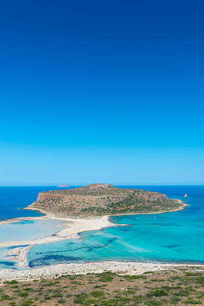 istock Gramvousa Island And The Balos Lagoon 537370467