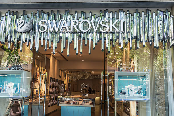 articoli swarovski, barcellona - gracia foto e immagini stock