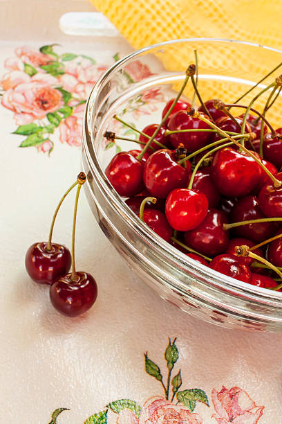 istock Cherries in a glass bowl 537387220