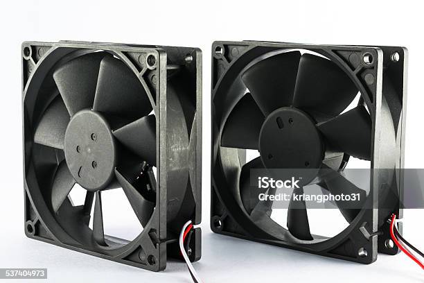 Ventilador De Refrigeración De Ordenador Foto de stock y más banco de imágenes de 2015 - 2015, Climatización, Componente eléctrico