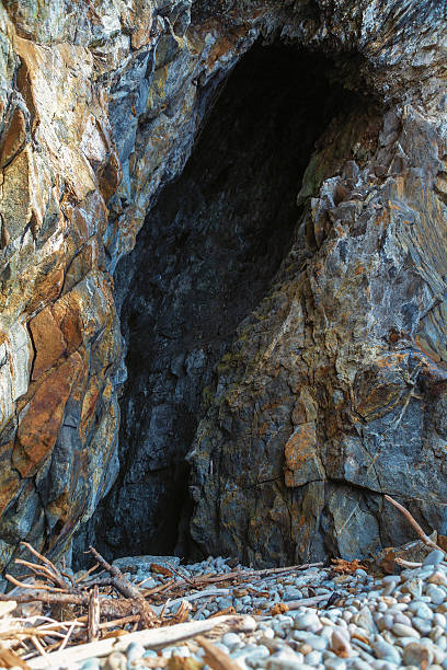 istock Cave in the rock with icicles. 537414996