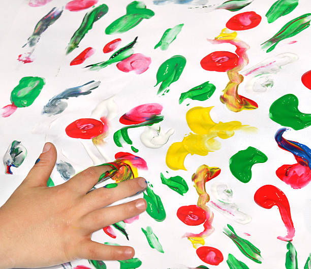 istock Painting with fingers 537437875