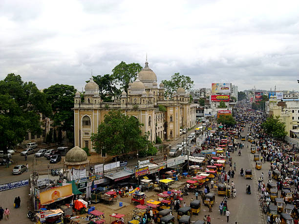 charminar dell'ospedale unani (dawakhana e unani) hyderabad - hyderabad foto e immagini stock