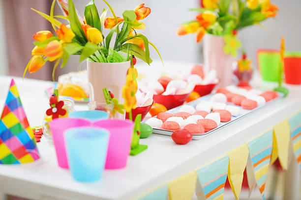 istock Closeup on table decorated for children's holiday 537449990