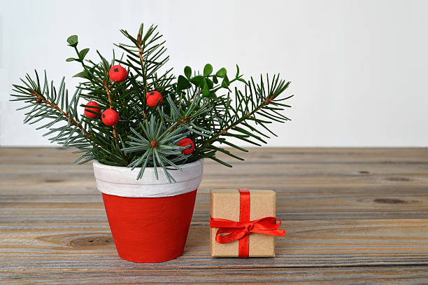 istock Christmas arrangement and Christmas gift 537471286