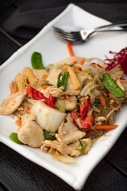istock Thai Food Pad Woon Sen 537476922