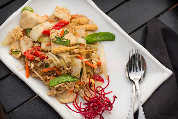 istock Thai Food Pad Woon Sen 537476964