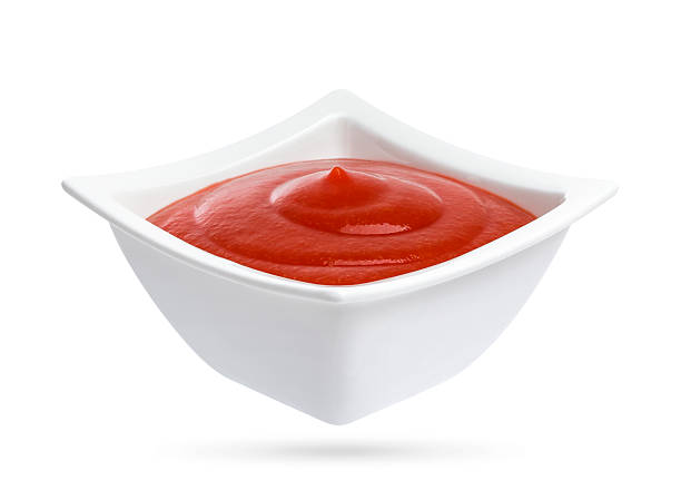 istock Ketchup bowl isolated on white background. 537478390