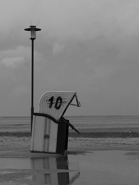istock hooded beach chair 537500383