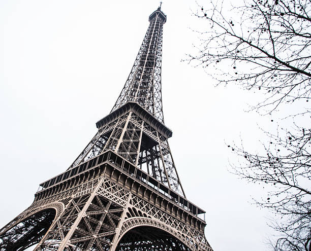 torre eiffel  - paris france eiffel tower france europe fotografías e imágenes de stock