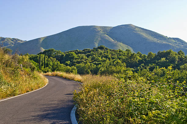corfu pantokrator 山の島、ギリシャ - trail landscape footpath nature ストックフォトと画像