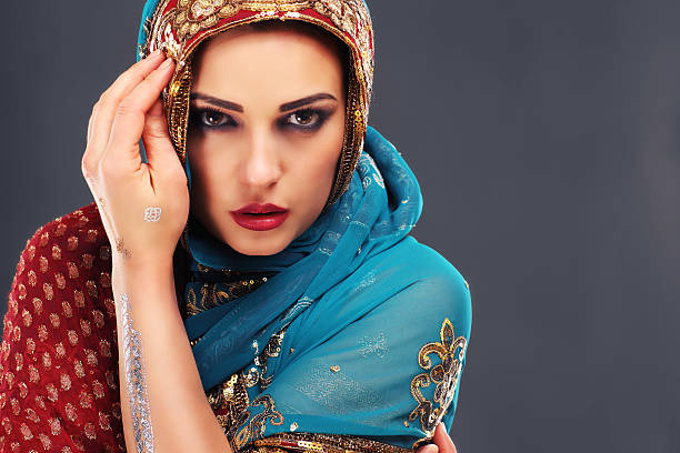 istock Beautiful arabic woman 537518374