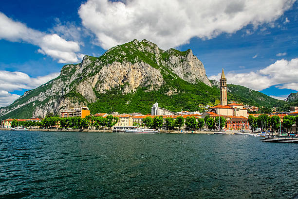 lecco 、イタリア - comune di lecco ストックフォトと画像