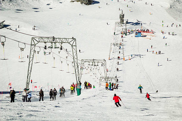 istock Ski landscape with skiing people 537535697
