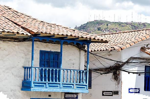 House in Cusco House in Cusco, Peru fracturable stock pictures, royalty-free photos & images