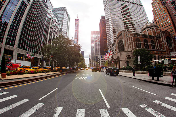 istock New York Street 537586611