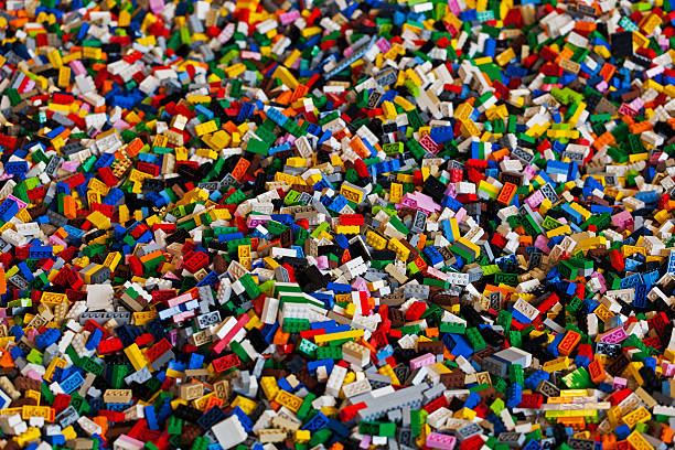 Pile di coloratissimi I MATTONCINI Lego. - foto stock