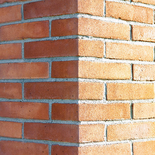 istock Corner of a new brick wall 537609628