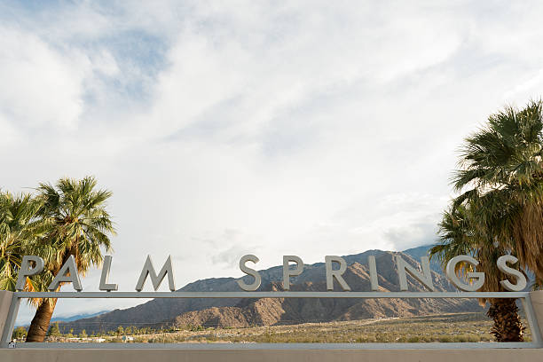 istock Welcome to Palm Springs 537630492