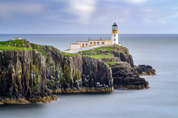 neist point lighthouse - landscape scotland scottish culture isle of skye zdjęcia i obrazy z banku zdjęć