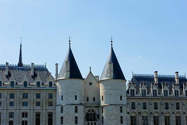 istock Conciergerie in Paris, France 537642376