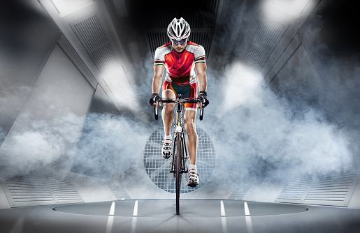 Deporte. Ciclista en el túnel de viento photo
