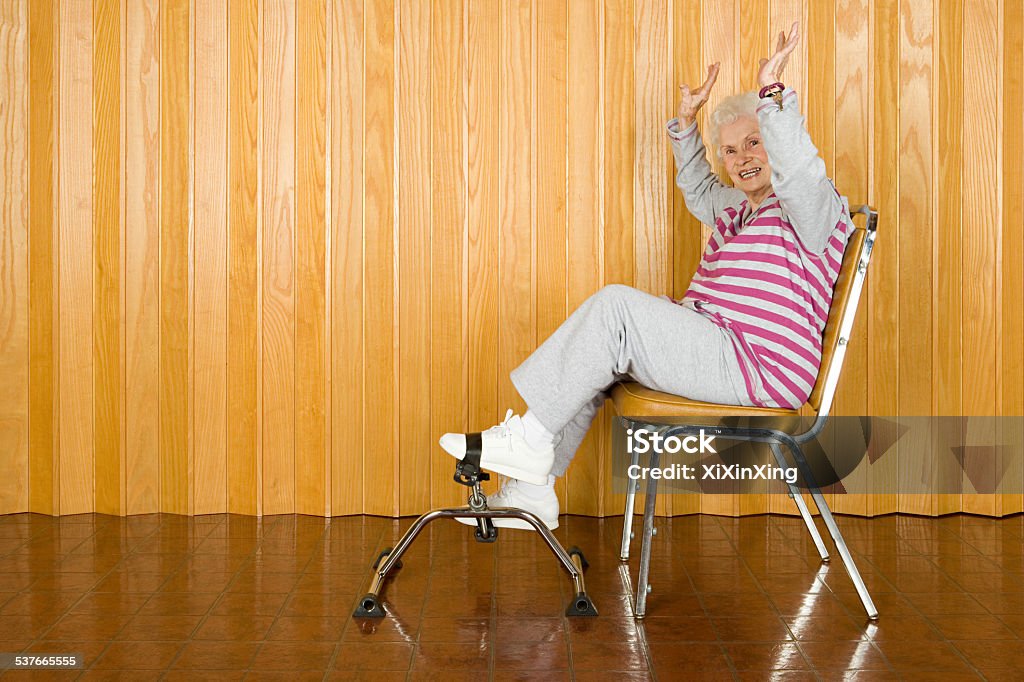 Seniorin beim Training - Lizenzfrei Fitnesstraining Stock-Foto