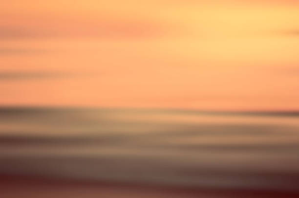 rozmycie tropikalnej plaży o zachodzie słońca abstrakcyjne tło. - multiple exposure long sea water zdjęcia i obrazy z banku zdjęć