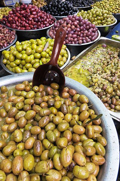 istock Olive in the market 537717447