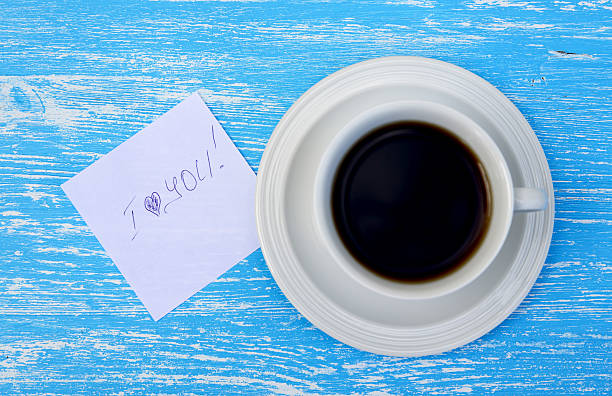 istock Daisy flowers and cup of tea 537723616