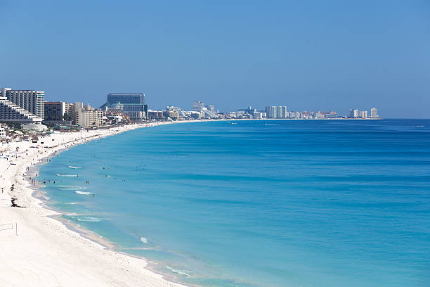 istock Caribbean sea beach with turquoise water and white sand. Seaside 537729438