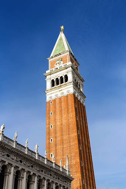 istock Winged St Mark Lion and Campanile 537743961
