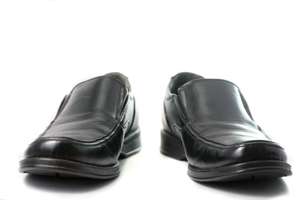 istock Man shoe show for customer choose 537792813