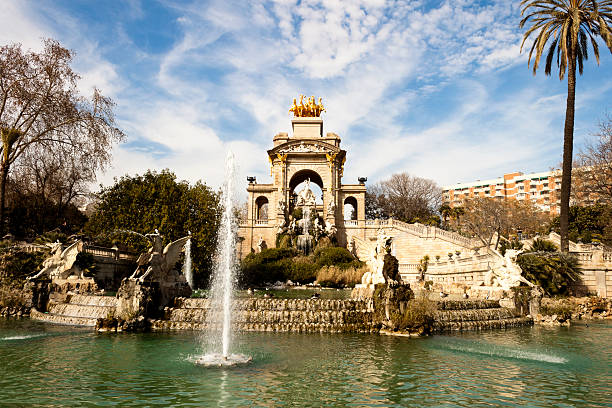 istock Cascada waterfall in Ciutadella Park, Barcelona. 537834180
