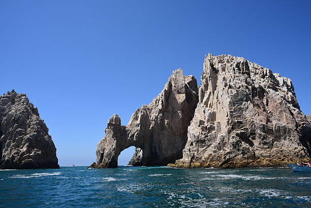istock The arches at lands end Cabo San Lucas, Baja Mexico 537846734