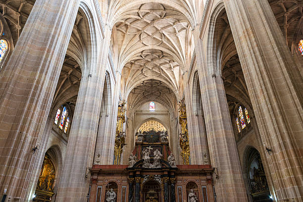 istock Arches and organs of Segovia Cathedral 537861662