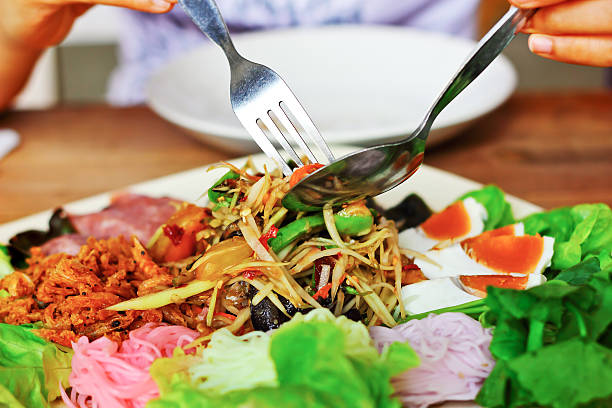 istock green papaya salad 537866917