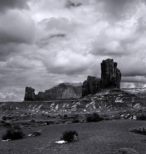 istock Black and White Monument Valley Cloudy Skies 537871338
