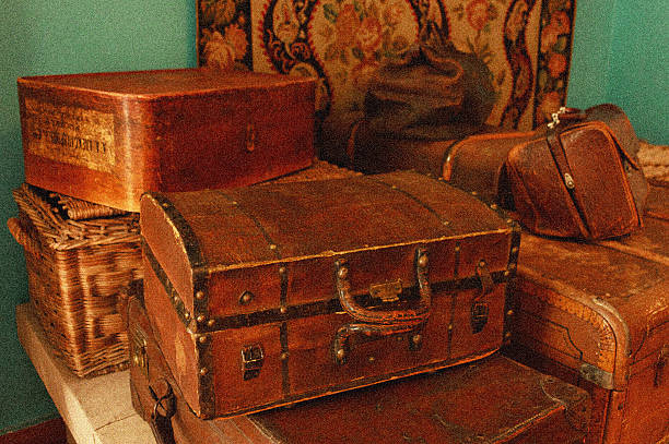 istock The suitcase and other luggage 537872806