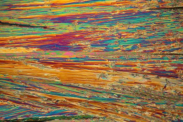 Photo of Neodymium nitrate under the microscope