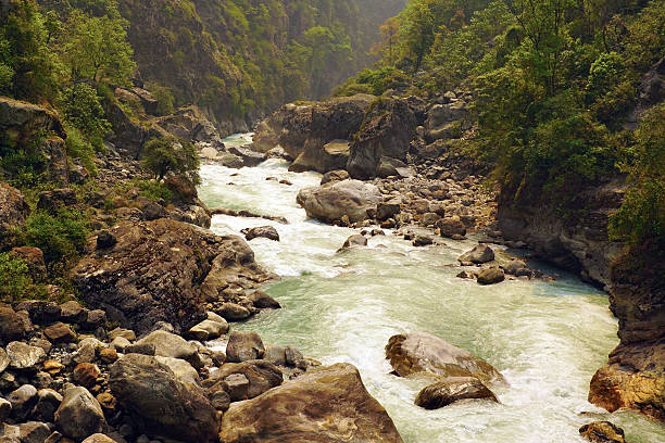 istock Marsyangdi river on the Annapurna Circuit track 537889552