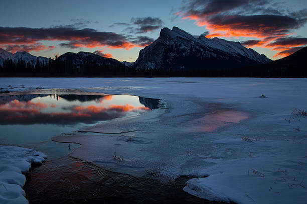 istock Mountain sunrise in winter 537893803