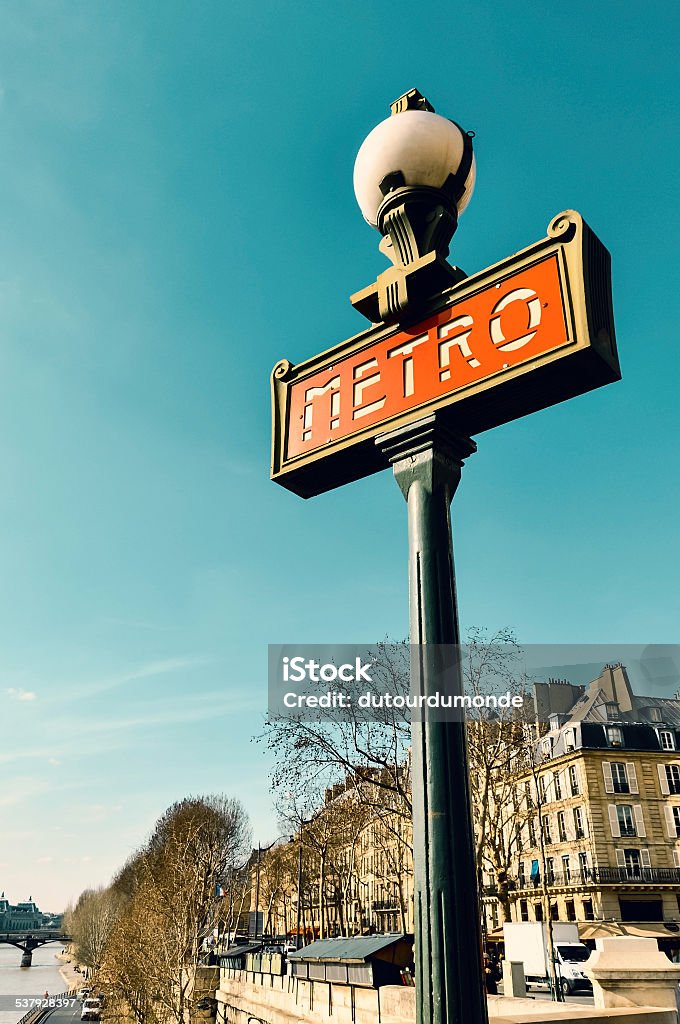 Metro Sign In Paris Stock Photo - Download Image Now - Paris Metro, France, Sign - iStock Metro Sign In Paris Stock Photo - Download Image Now - Paris Metro, France, Sign - iStock