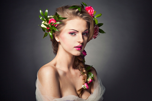 https://media.istockphoto.com/id/537953381/photo/beautiful-woman-with-flowers-in-hair.jpg?b=1&s=170667a&w=0&k=20&c=lpmWgu-NV6nFrGZJVSCLKOTgz5m2fw1gZlIJMACdoyg=